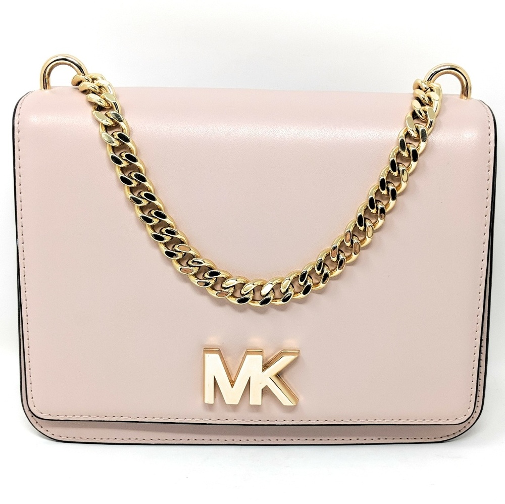 NWT.Michael Kors MOTT leather light pink cross bag